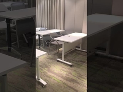 Table de salle d'entraînement pliable Table de salle de réunion empilée avec roues