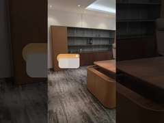 Bureau de bureau de coin en forme de L.