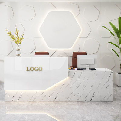 Table de réception blanche de logo personnalisable de bureau de réception moderne de 2M