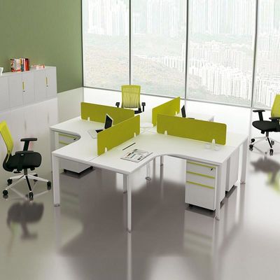 120 degrés MDF blanc Cubicle 4 Staff Station de travail Table Pour la salle de bureau