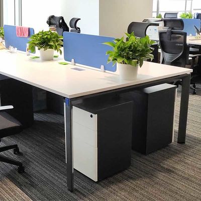 Tables ouvertes pour le personnel MDF Meubles de bureau pour 4 personnes