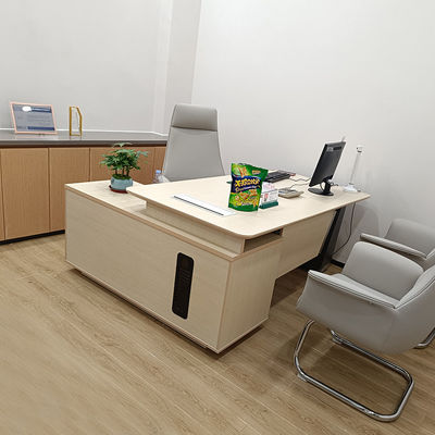 Bureau de bureau en forme de L avec des couleurs personnalisables et des dimensions de 1800*1600*750mm