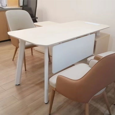 Bureau exécutif en forme de L en carton de mélamine avec couleurs personnalisables et armoire de rangement